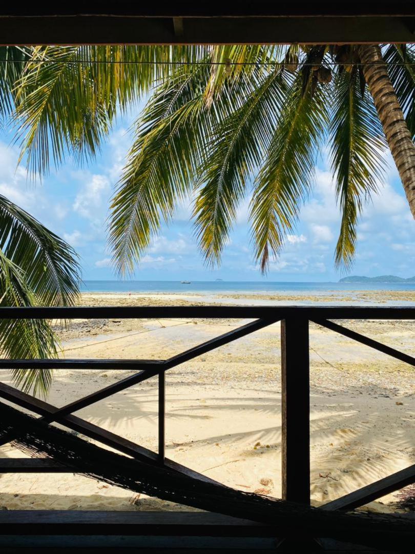 Ella'S Place Salang Tioman Kampong Ayer Batang Ngoại thất bức ảnh