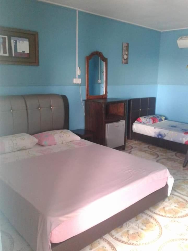 Ella'S Place Salang Tioman Kampong Ayer Batang Ngoại thất bức ảnh